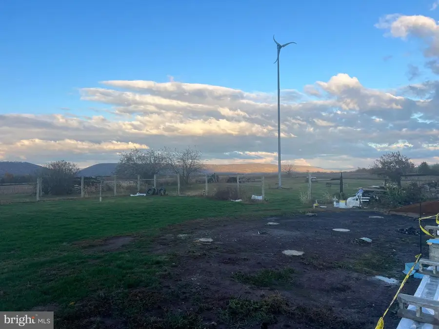 215 N 2nd St, Gratz, PA 17030 - #2