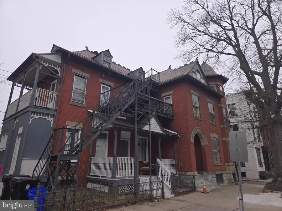 212 Forster St, Harrisburg, PA 17102 - #3