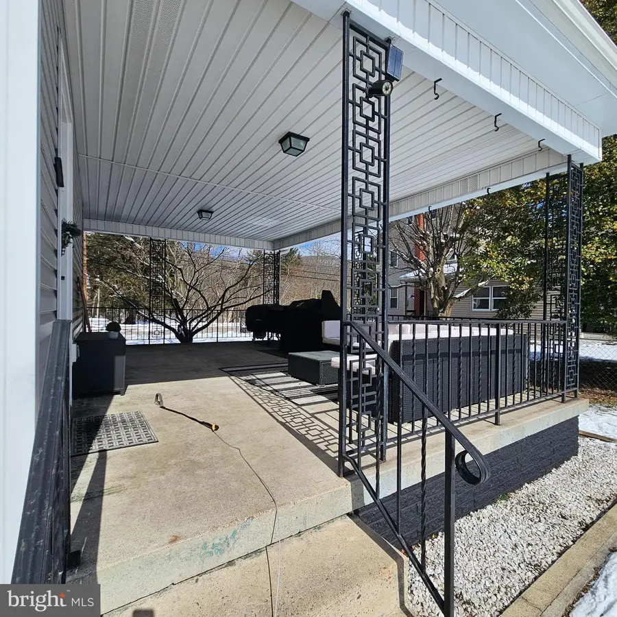 422 North St, Lykens, PA 17048 - #3