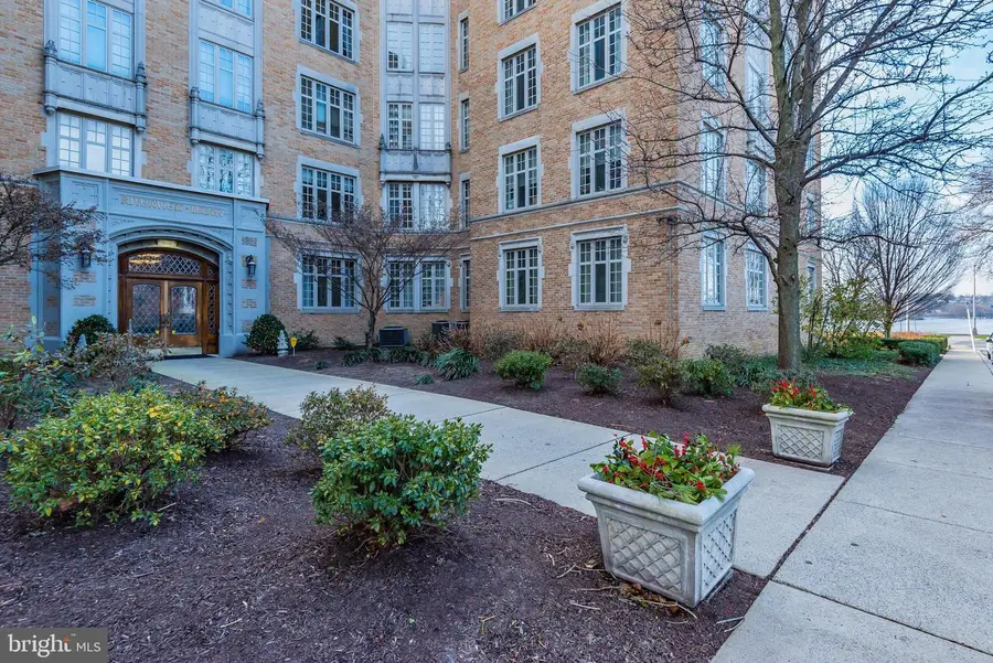 1525 N Front St #213, Harrisburg, PA 17102 - #2