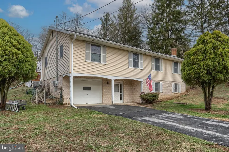 7960 Rider Ln, Hummelstown, PA 17036 - #3
