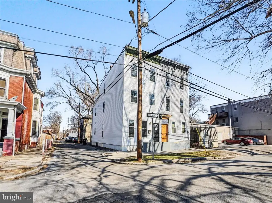 542 Seneca St, Harrisburg, PA 17110 - #2