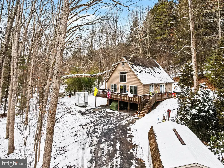 4664 Back Rd, Halifax, PA 17032 - #2