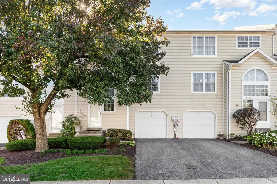 6179 Spring Knoll Dr, Harrisburg, PA 17111 - #2