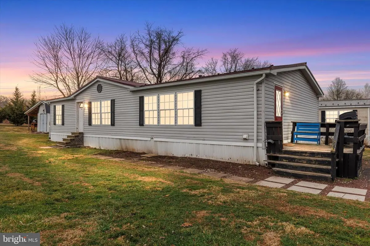 14 Junction Rd, Millersburg, PA 17061 - #1