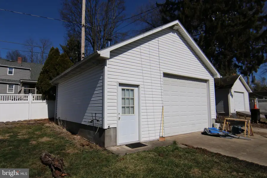 45 W Roosevelt Ave, Middletown, PA 17057 - #3