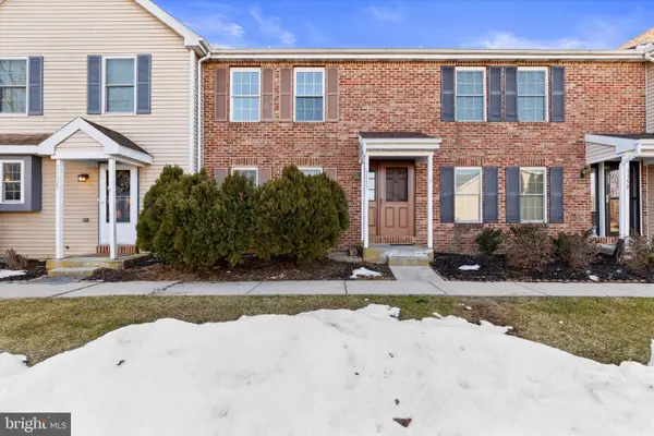 1157 Wintertide Dr, HARRISBURG, PA 17111