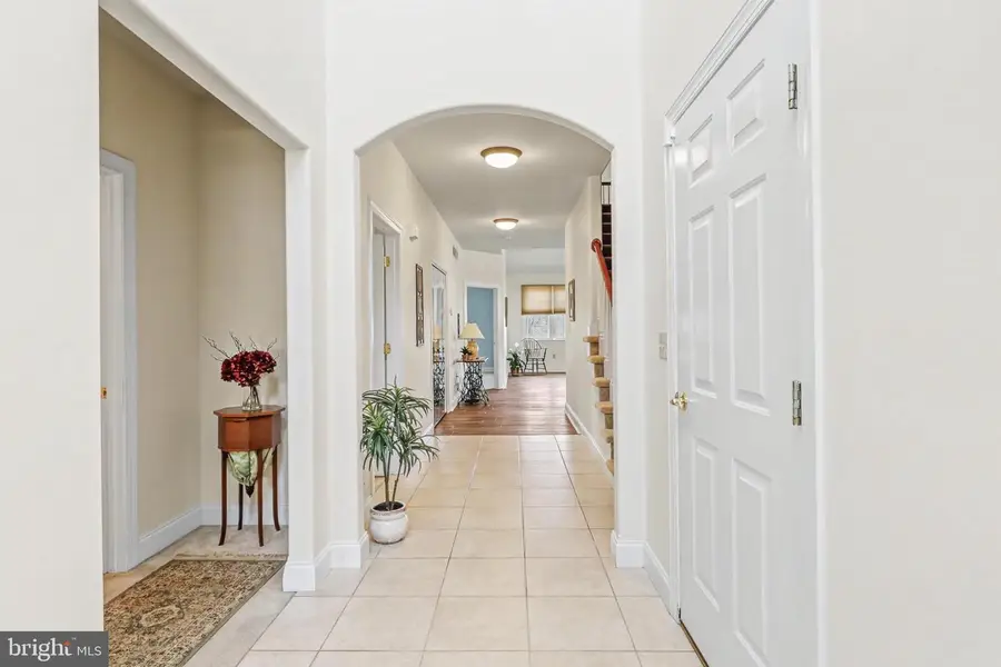 211 Brookridge Ct, Harrisburg, PA 17112 - #3