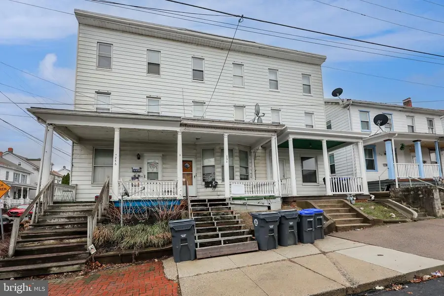 234 Locust St, Steelton, PA 17113 - #3