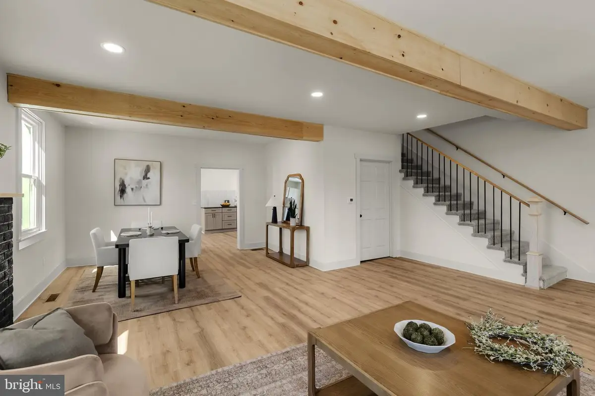 204 N Hoernerstown Rd, Hummelstown, PA 17036 - #1