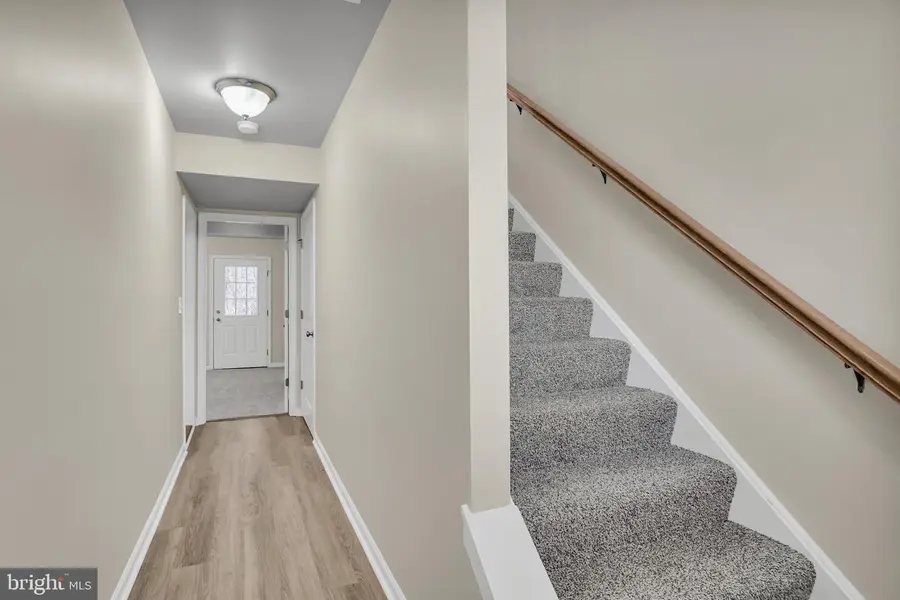 980 Gregs Dr, Harrisburg, PA 17111 - #2