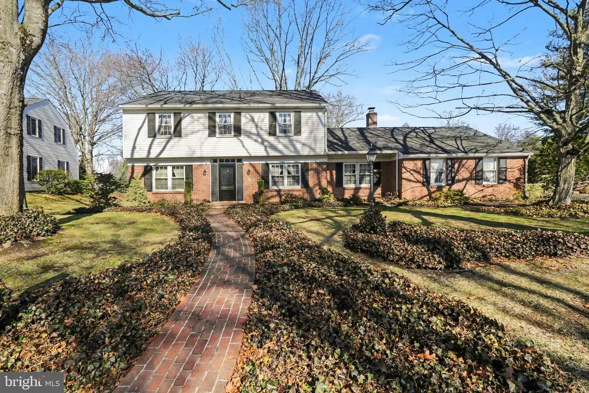 2 Plymouth Cir, Hershey, PA 17033 - #1