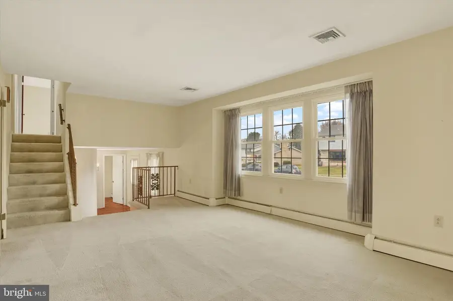 4617 Tarryton Rd, Harrisburg, PA 17109 - #3