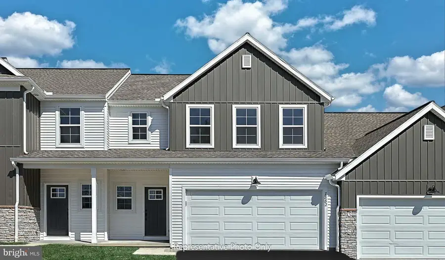 7839 Oak Brook Dr, Harrisburg, PA 17112 - #2