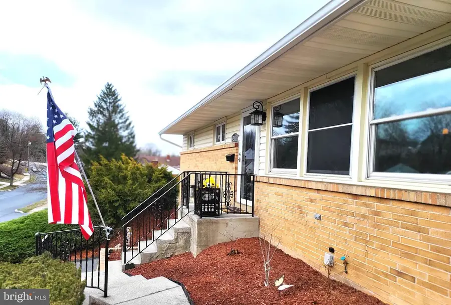 3408 Ridgeway Rd, Harrisburg, PA 17109 - #2