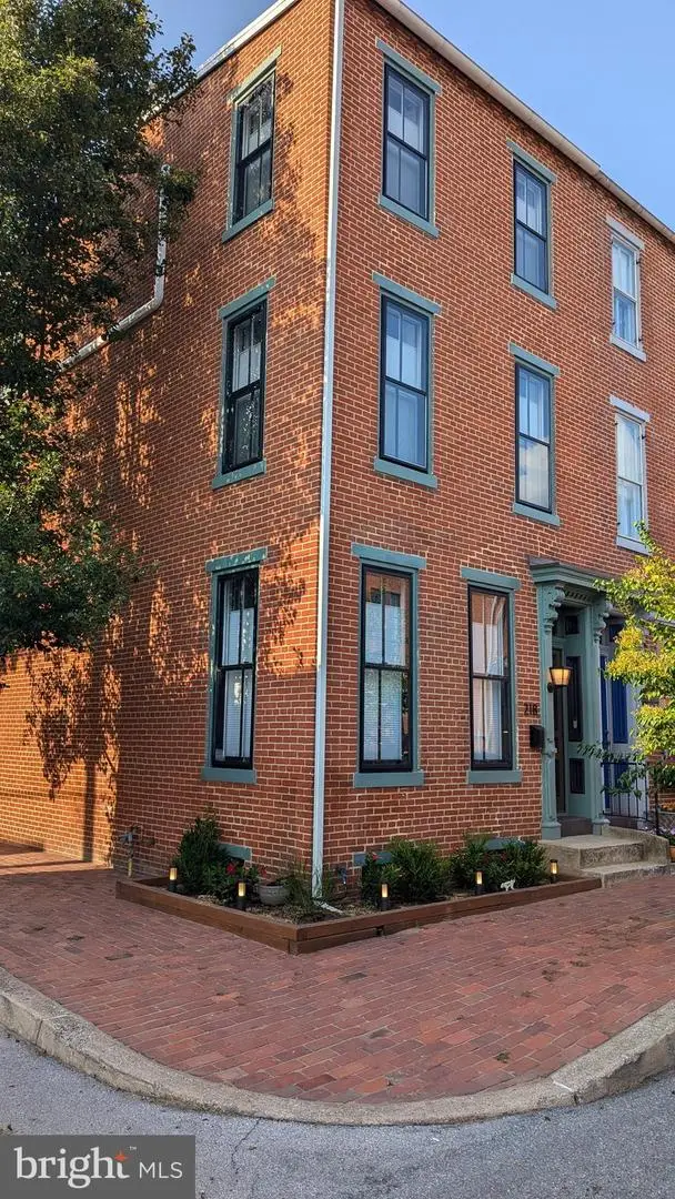 218 Cumberland St, Harrisburg, PA 17102 - #1
