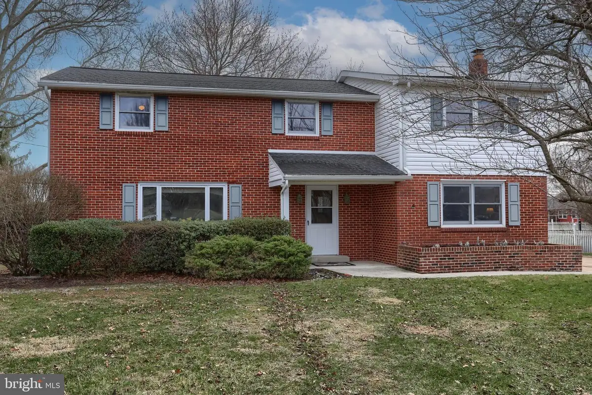 7041 Terrann Dr, Harrisburg, PA 17112 - #1