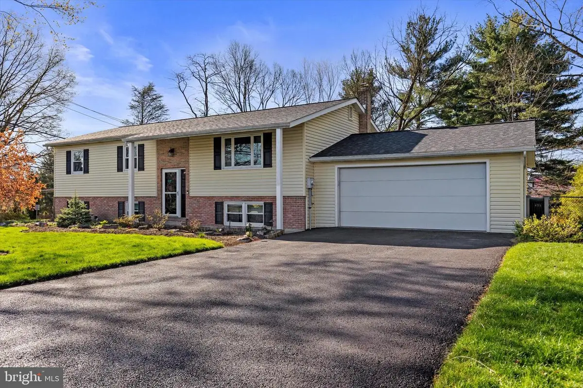 1600 Lori Lane Cir, Harrisburg, PA 17110 - #1