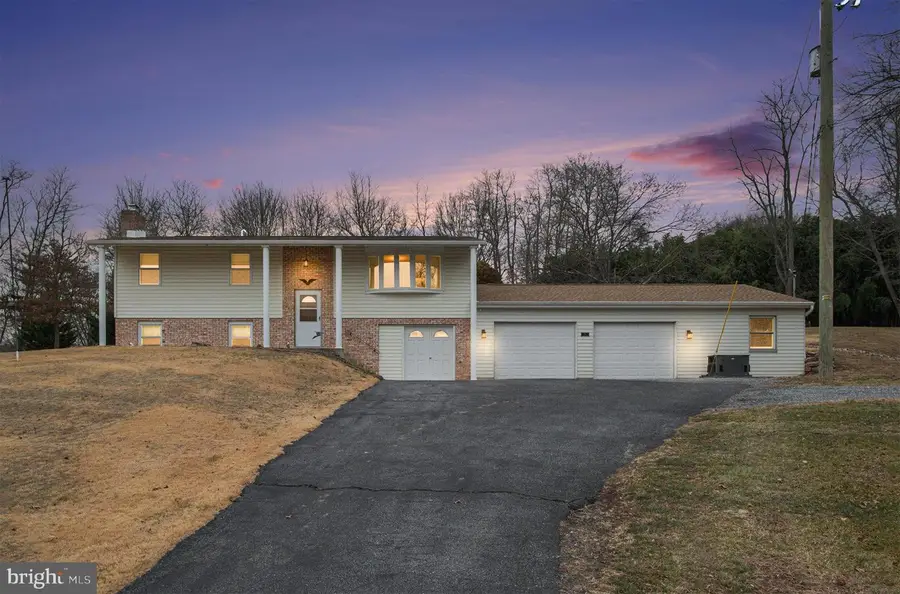 21 Briardale Rd, Dauphin, PA 17018 - #2