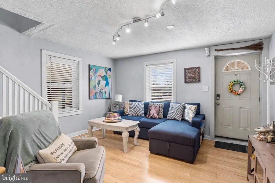 127 Half St, Hershey, PA 17033 - #3