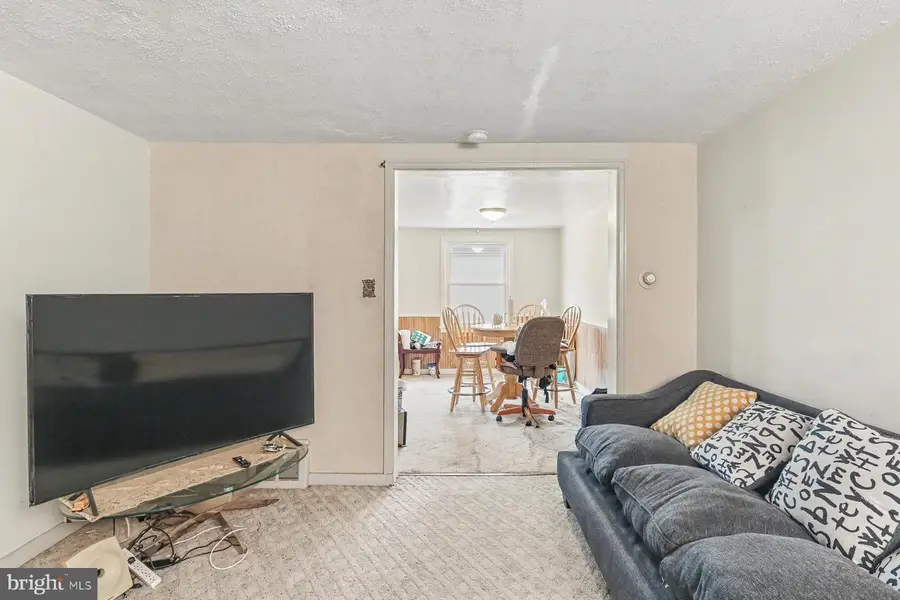 2346 Kensington St, Harrisburg, PA 17104 - #3