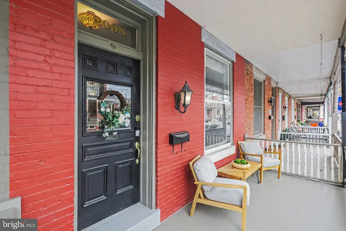 2008 Green St, Harrisburg, PA 17102 - #1