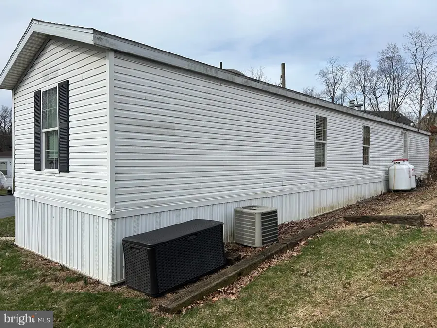 5 Sunrise Dr, Hershey, PA 17033 - #2