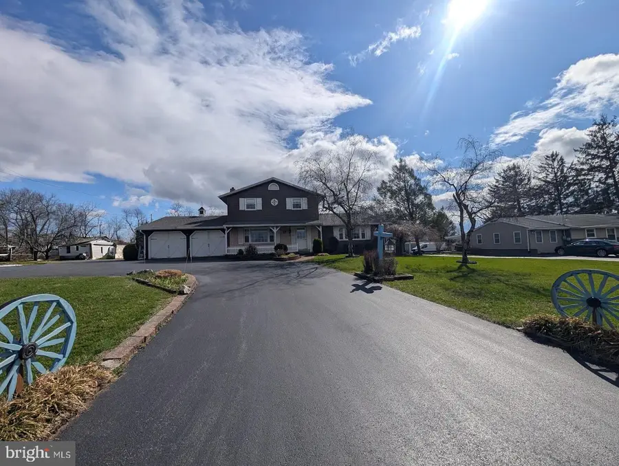 7845 Chambers Hill Rd, Harrisburg, PA 17111 - #3