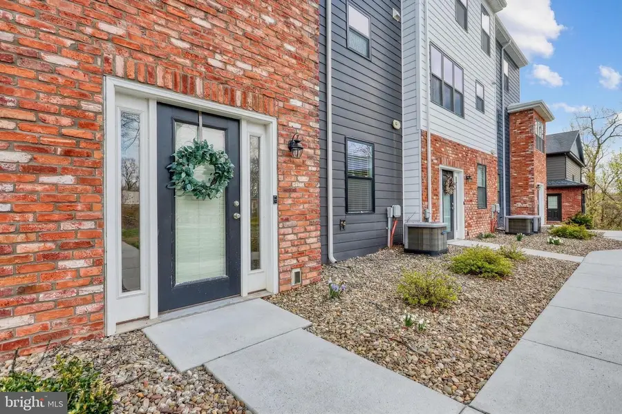 161 High Pointe Dr, Hummelstown, PA 17036 - #3