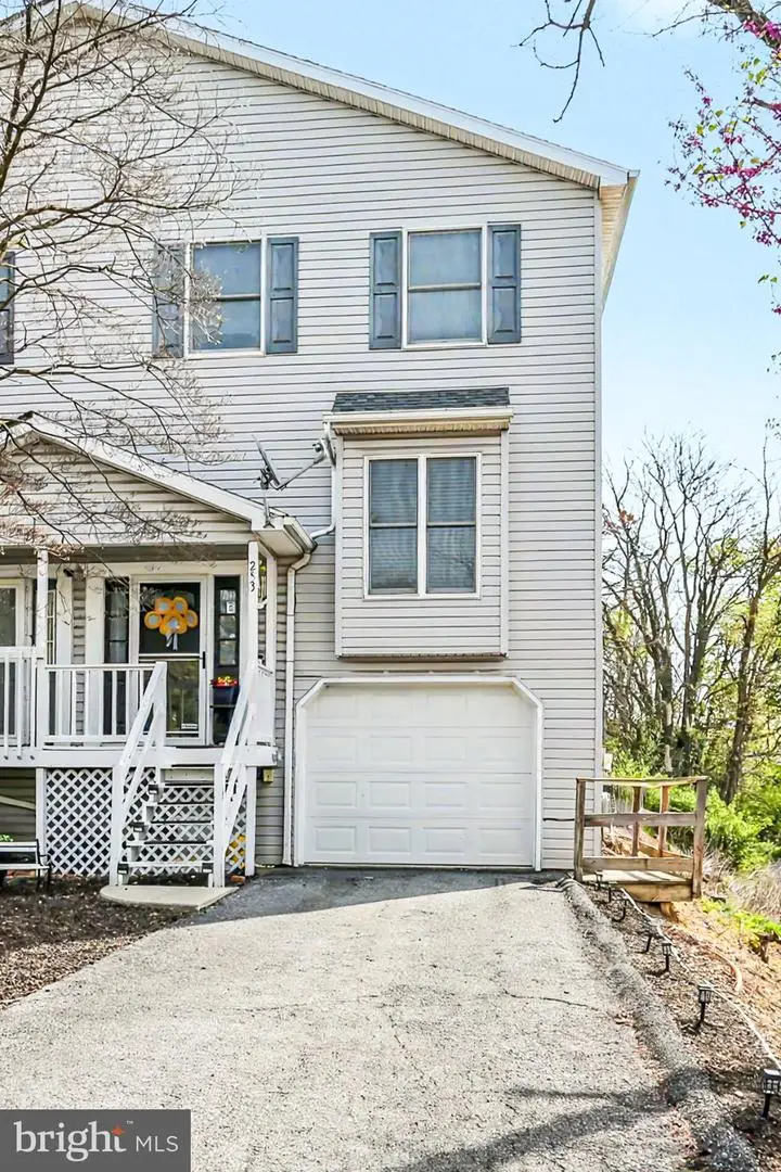 253 Worcester Ave, Harrisburg, PA 17111 - #2