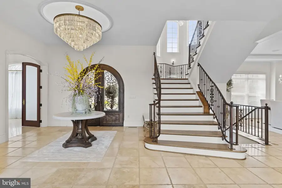 740 Hampton Ct, Harrisburg, PA 17112 - #3