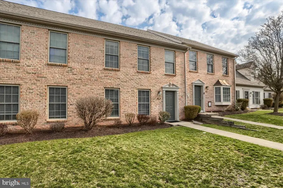 207 Saddle Ridge Dr, Harrisburg, PA 17110 - #2