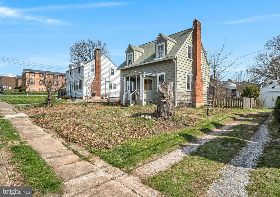 916 N Spring St, Middletown, PA 17057 - #3