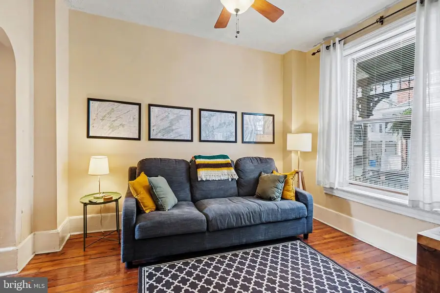 261 Delaware St, Harrisburg, PA 17102 - #3