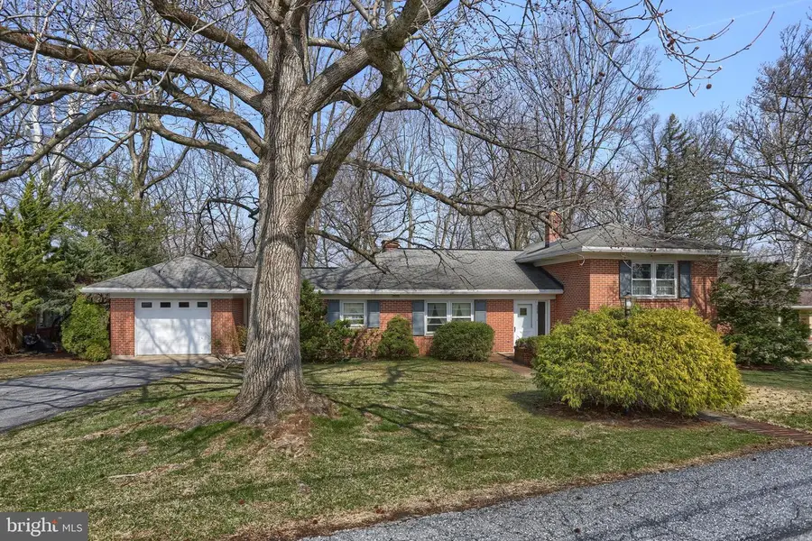 359 E Granada Ave, Hershey, PA 17033 - #3