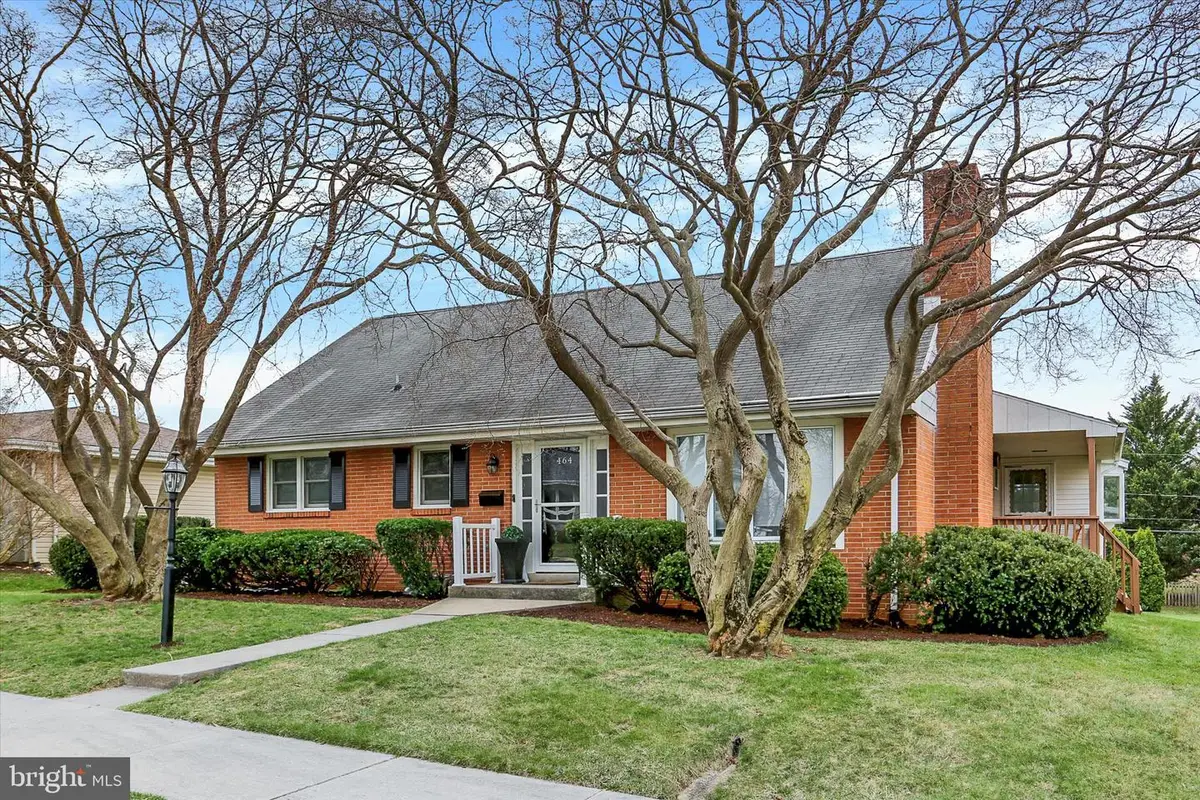 464 Cedar Ave, Hershey, PA 17033 - #1