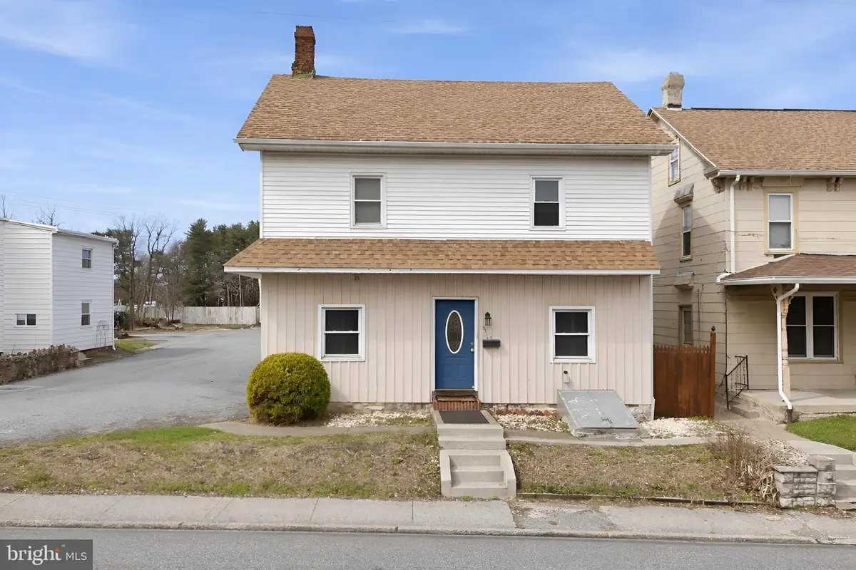 3514 Walnut St, Harrisburg, PA 17109 - #1