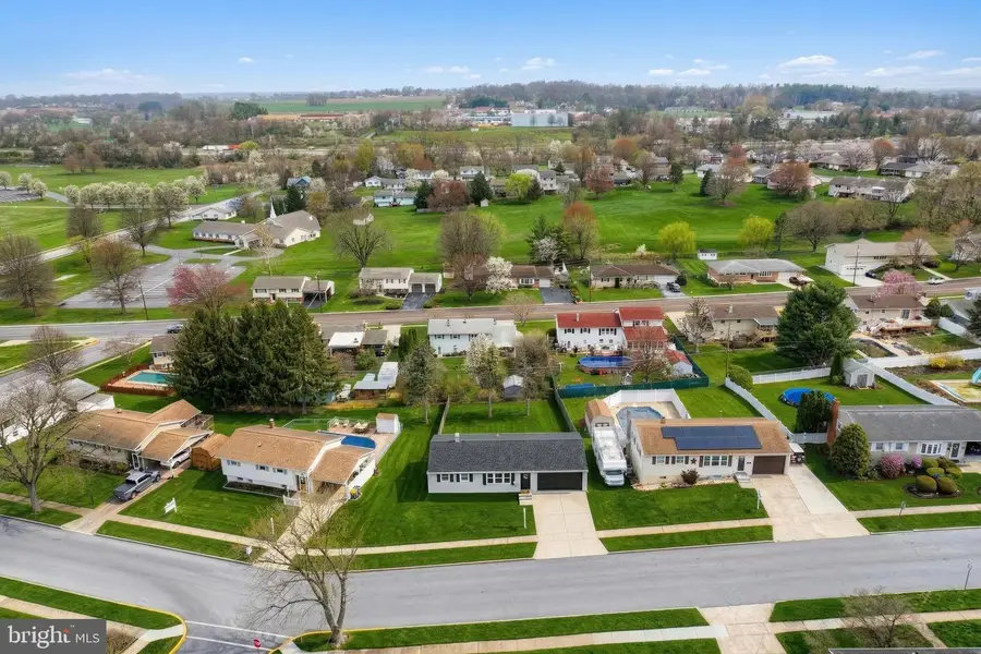 11 Faye Rd, Middletown, PA 17057 - #3