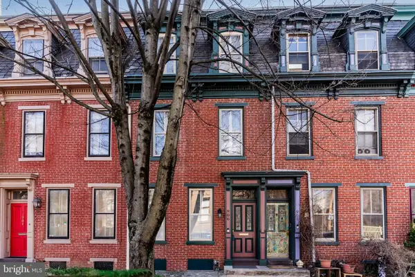 906 Green St, HARRISBURG, PA 17102