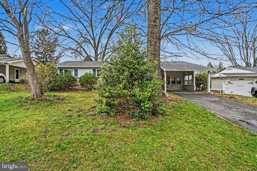 907 Meadow Ln, Millersburg, PA 17061 - #2