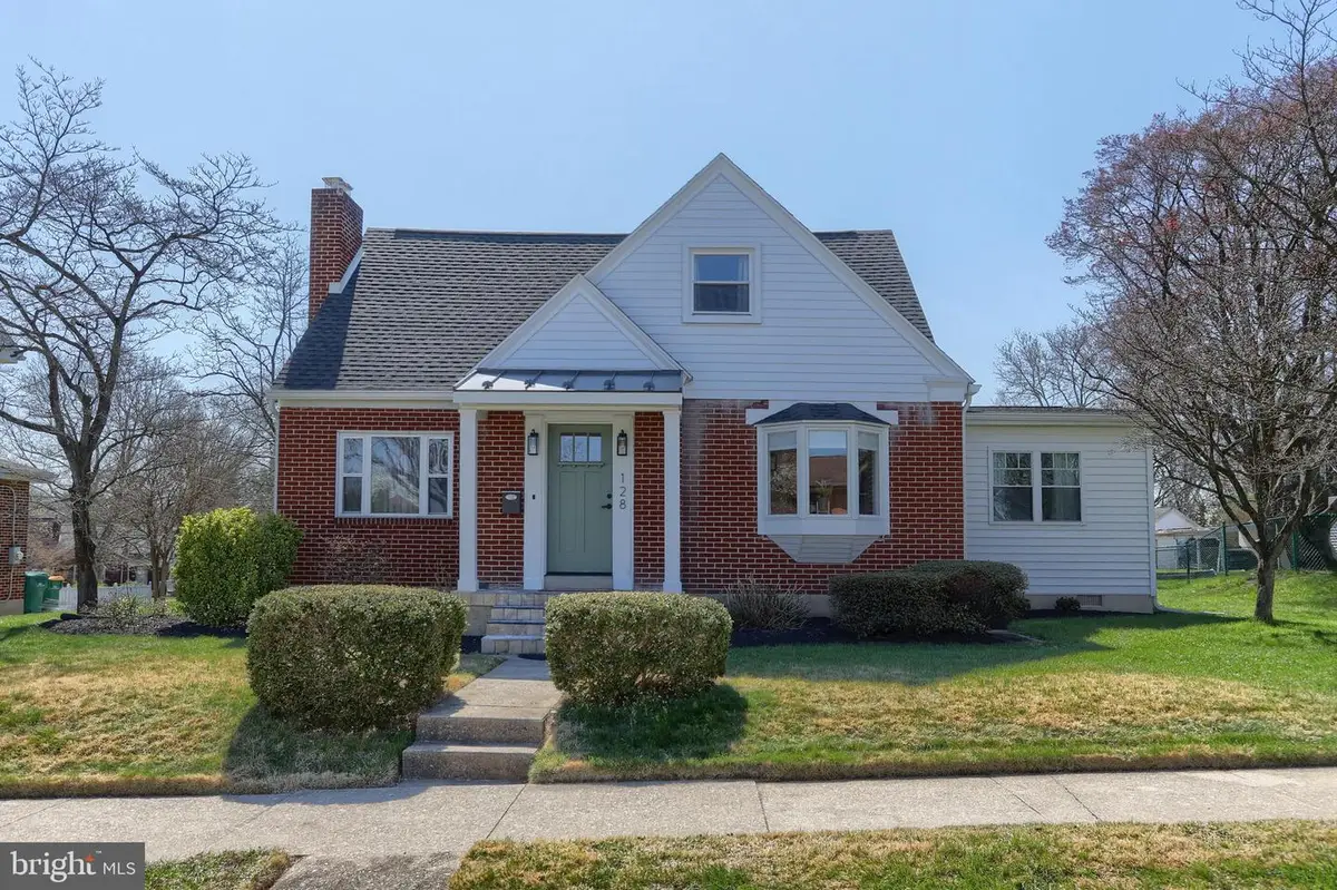 128 W Areba Ave, Hershey, PA 17033 - #1