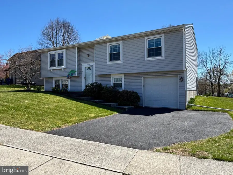 5566 Banbridge Dr, Harrisburg, PA 17112 - #2