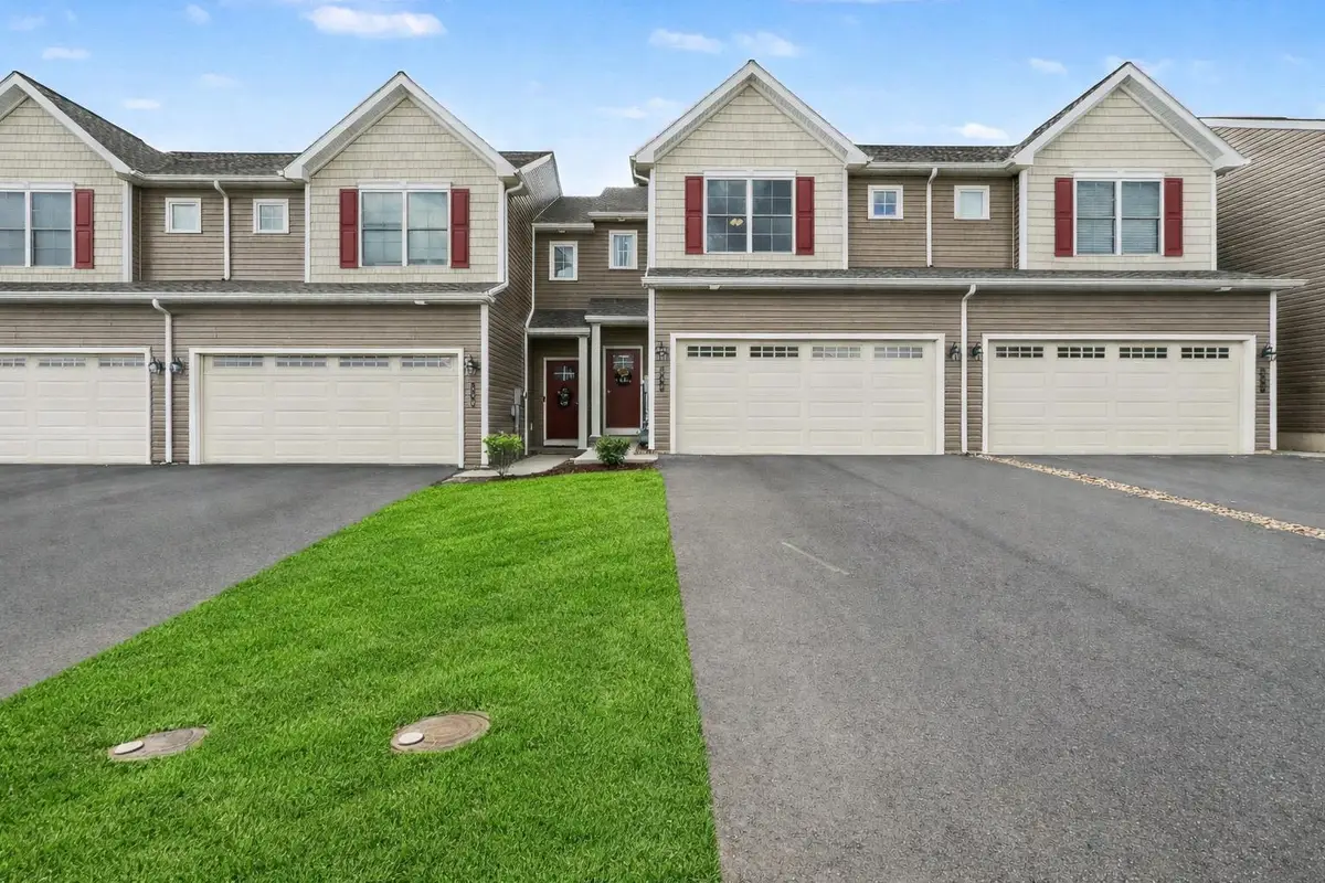 104 Magnolia Dr, Middletown, PA 17057 - #1