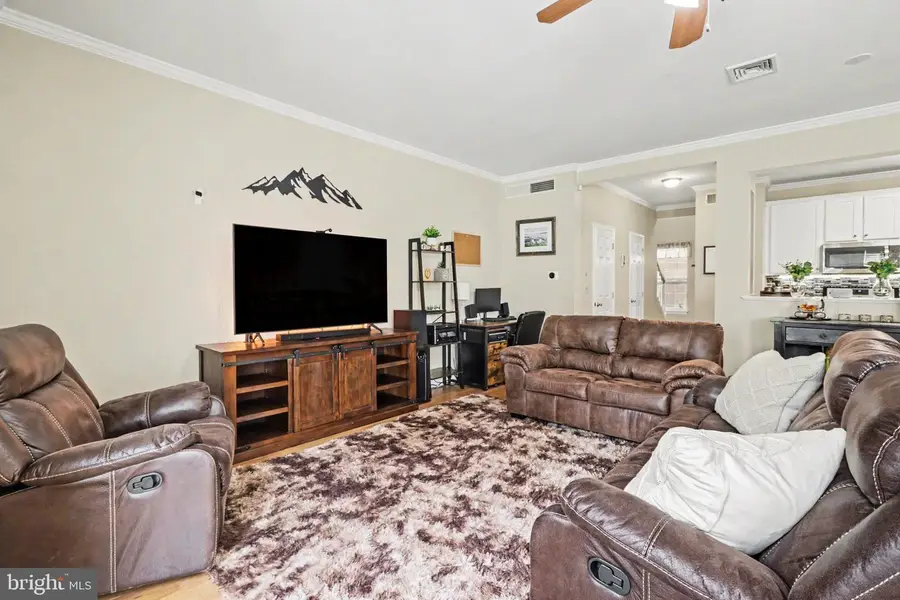 652 Springhouse Ln, Hummelstown, PA 17036 - #2