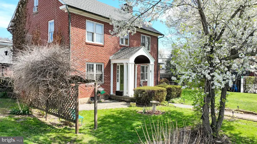 7 Oakleigh Ave, Harrisburg, PA 17111 - #2