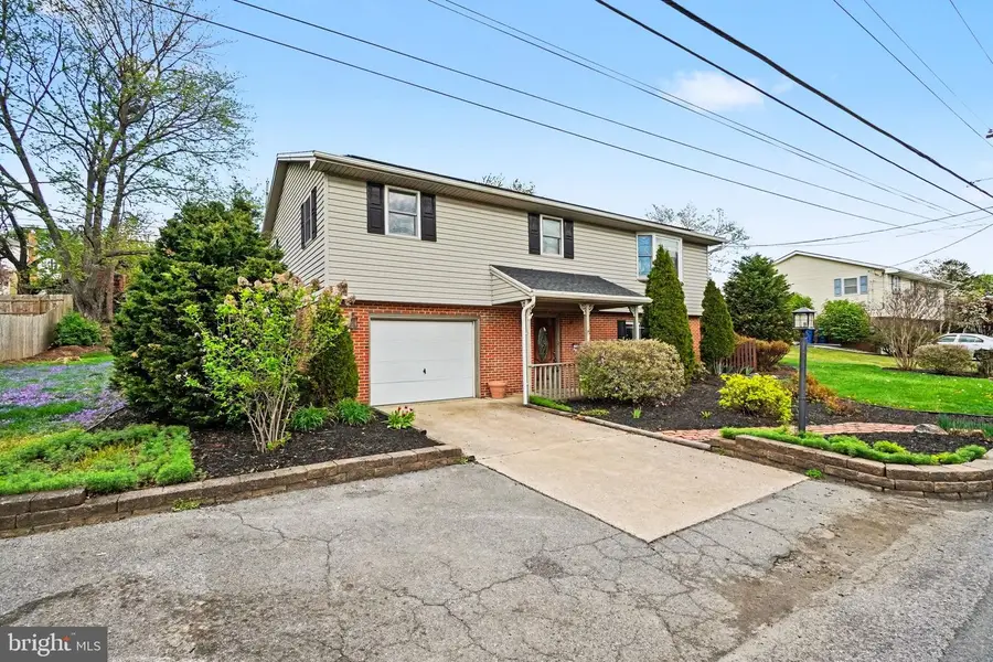 7726 Valleyview Ave, Harrisburg, PA 17112 - #2