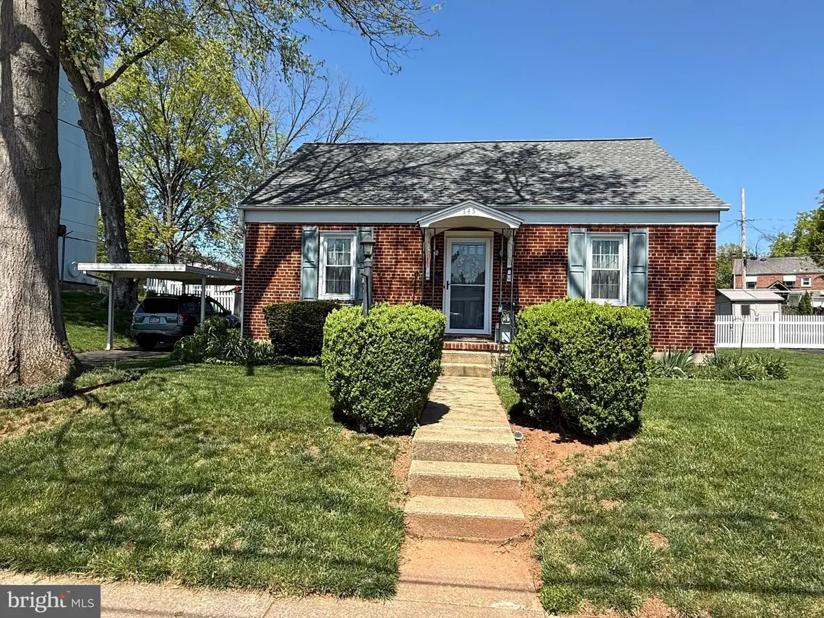 345 E High St, Middletown, PA 17057 - #1