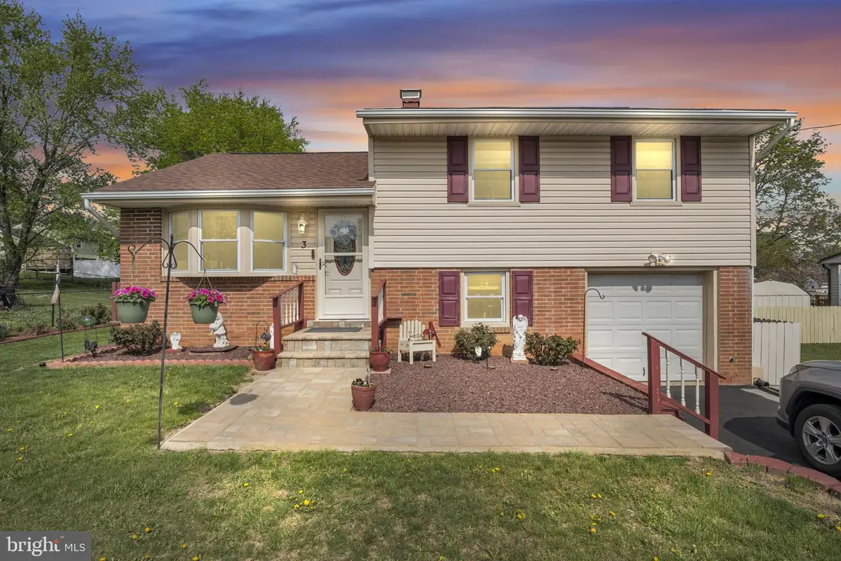 3 Judy Ln, Harrisburg, PA 17112 - #1