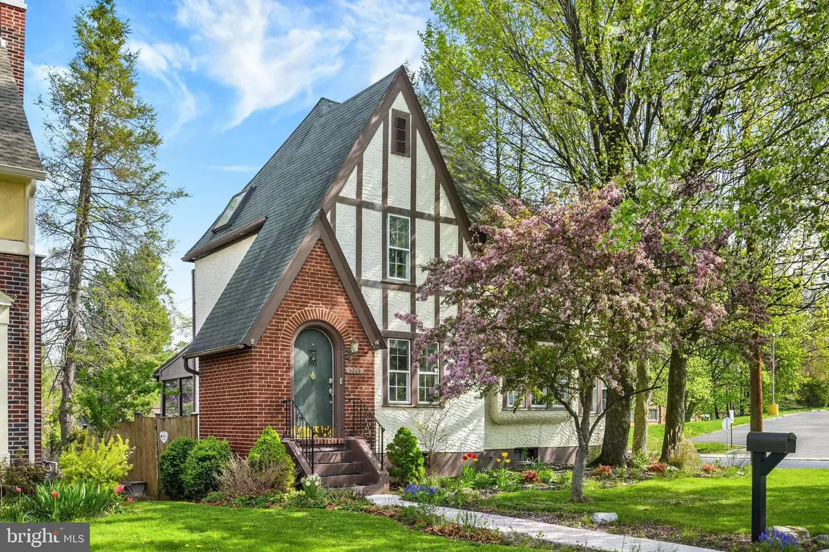 3948 Brisban St, Harrisburg, PA 17111 - #1