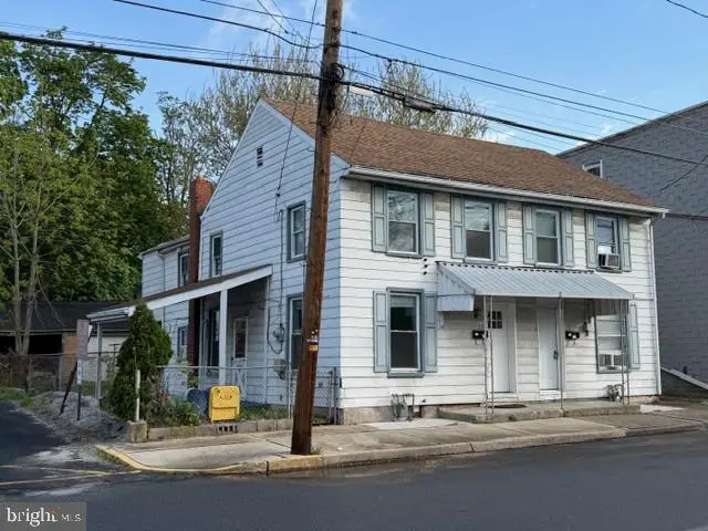 13-15 W Water St, Middletown, PA 17057 - #2